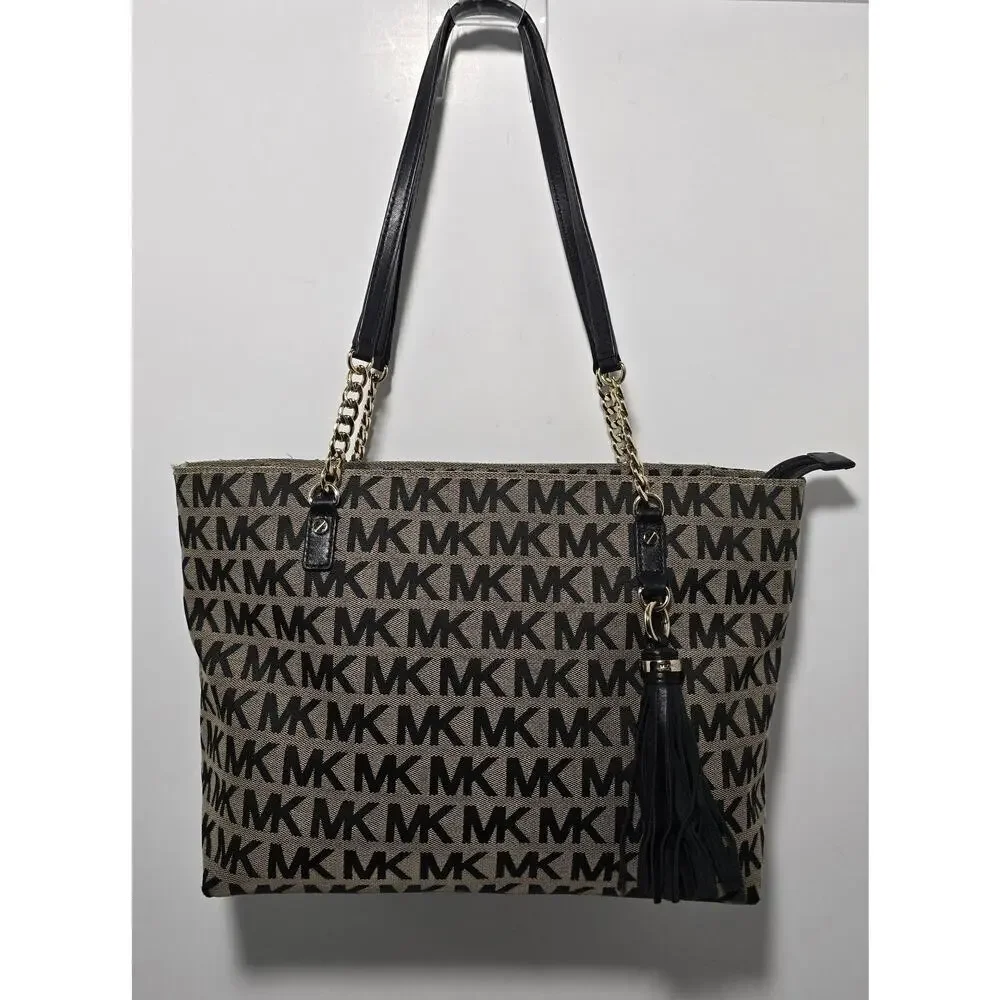 Michael Kors Jet Set EW Tassel Chain Tote/$248/Beige-Black